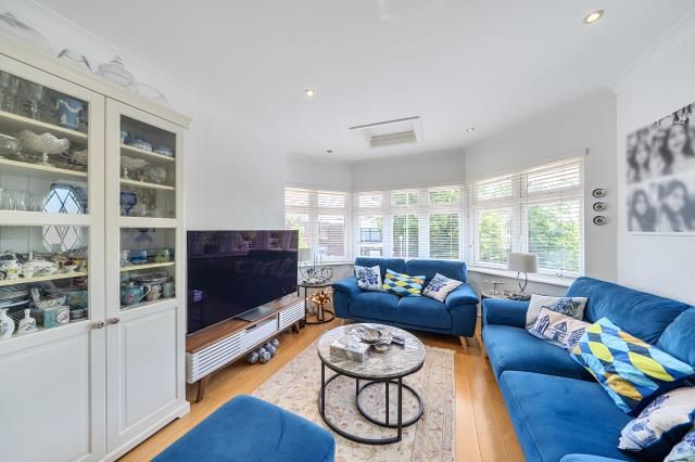 Property photo 3 of 19 Reception Room