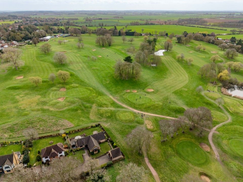 Property photo 2 of 26