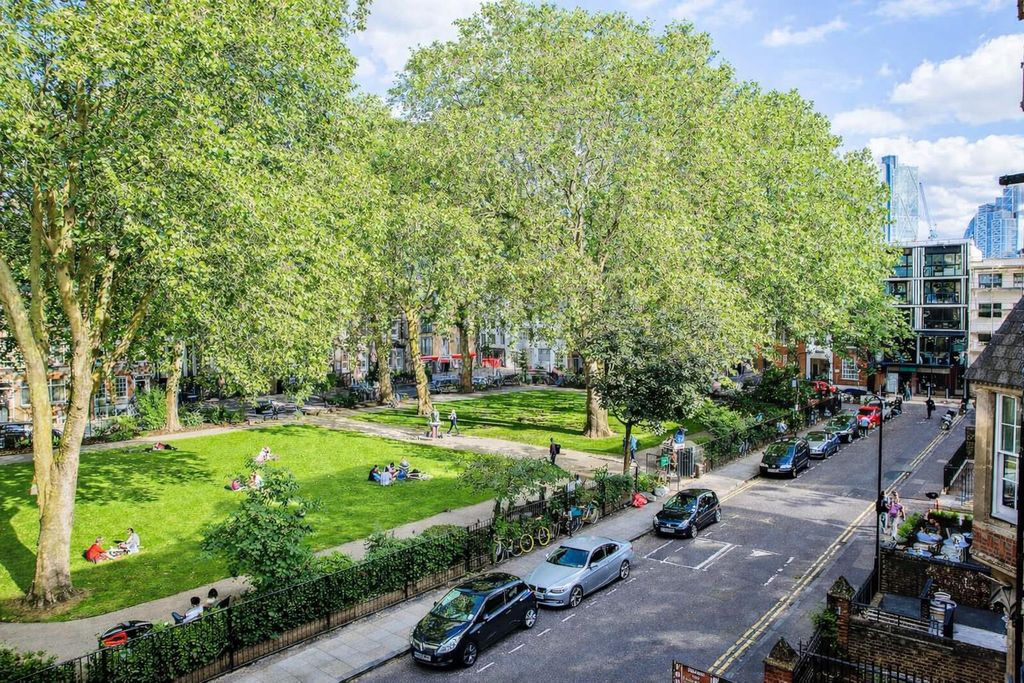 Property photo 2 of 15 T.Png