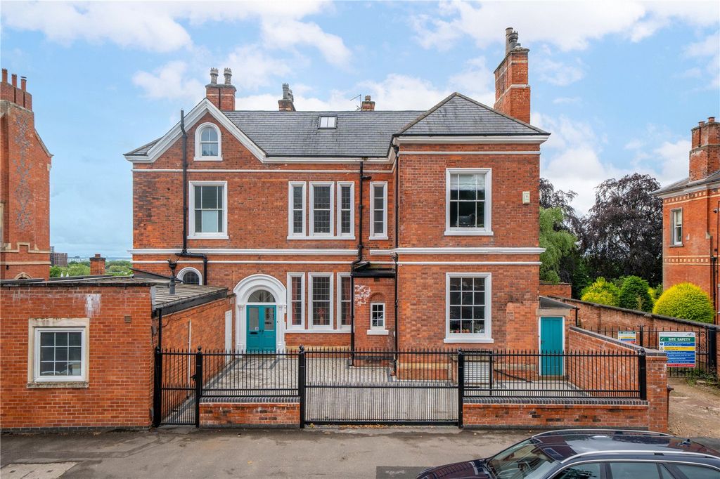 Additional image 19 of 6 bed link detached house for saleLenton Road, The Park, Nottingham, Nottinghamshire NG7