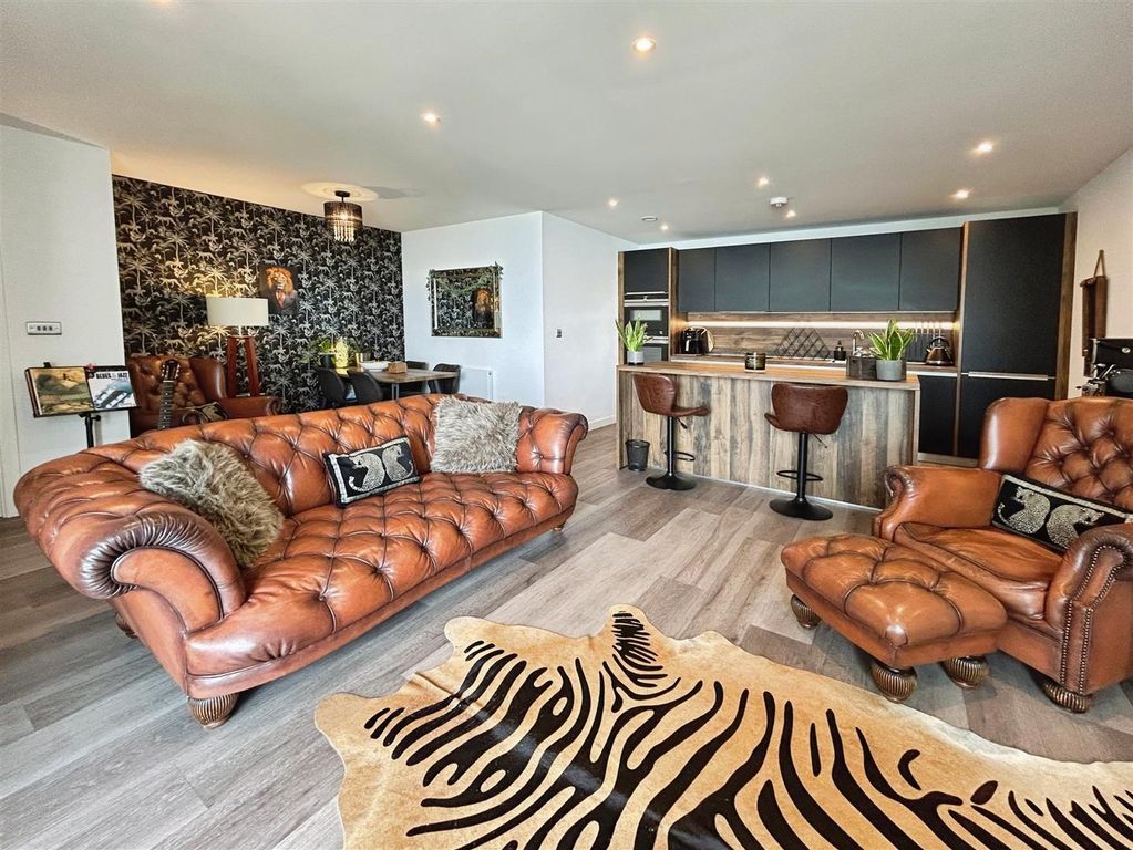 Additional image 6 of 2 bed flat for saleThe Sail, 2 Beach Drive, Ramsgate CT11