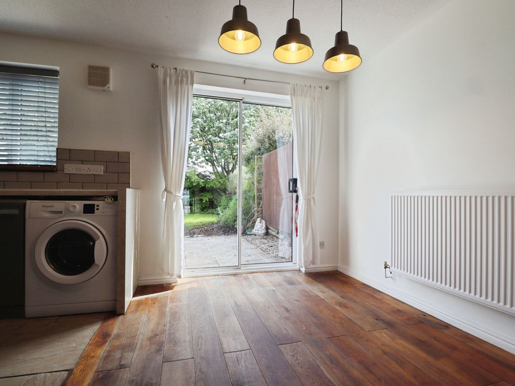 Property photo 3 of 14 Dining Room