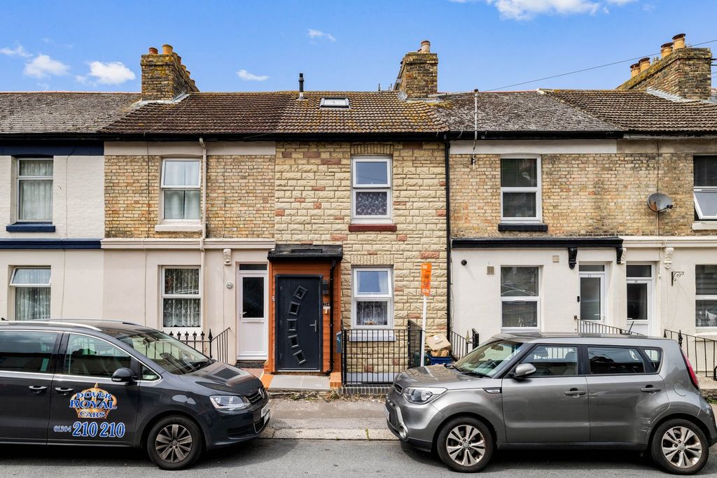 Property photo 1 of 13