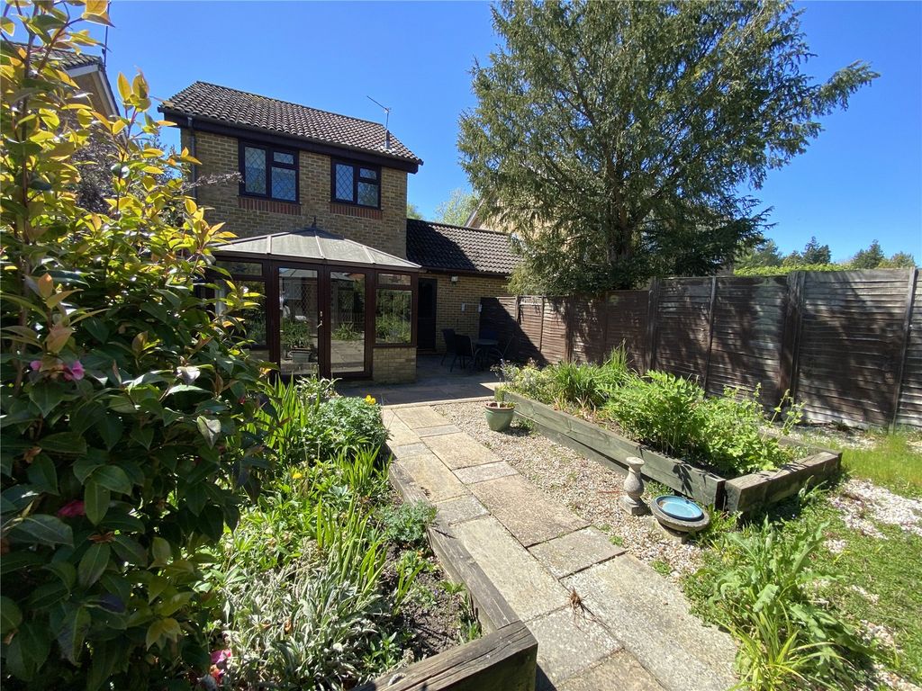 Property photo 1 of 16 Picture No. 24