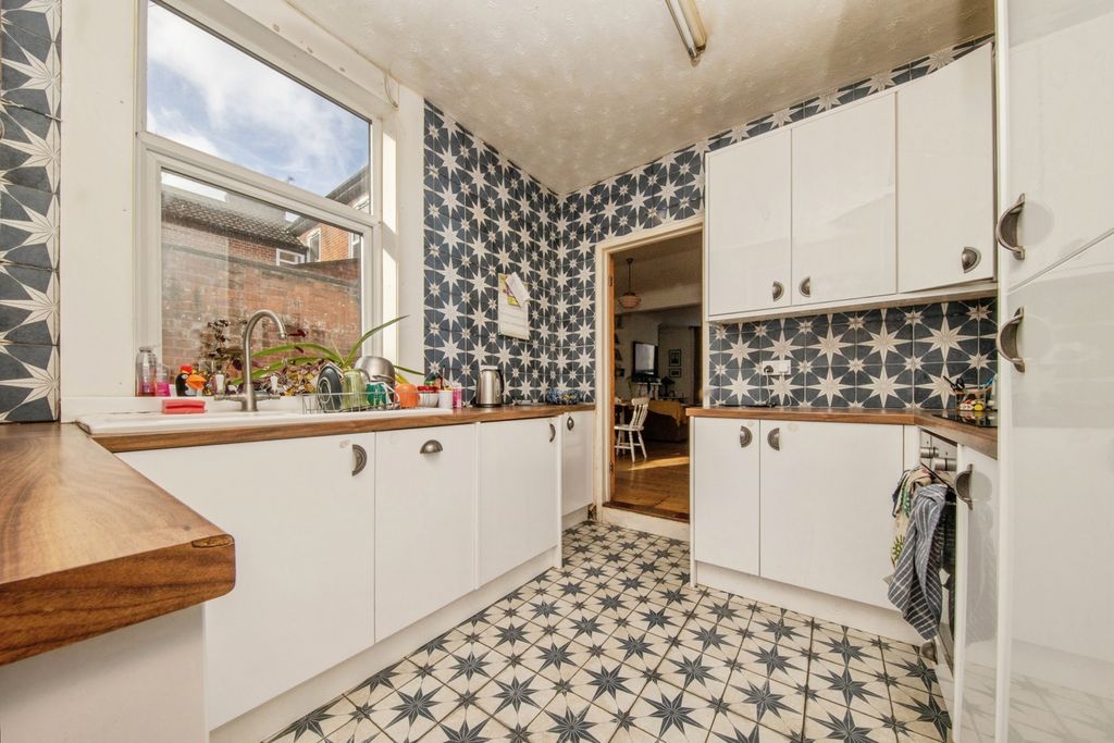 Property photo 1 of 19 Pbox-Img.Jpg