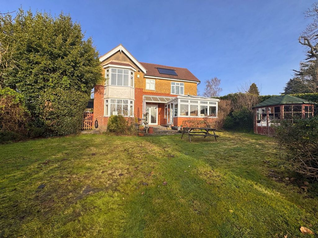 Property photo 1 of 37