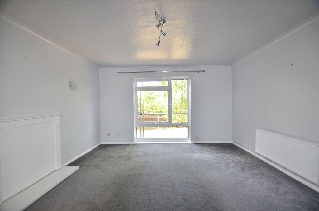 Property photo 3 of 15 Picture No. 05