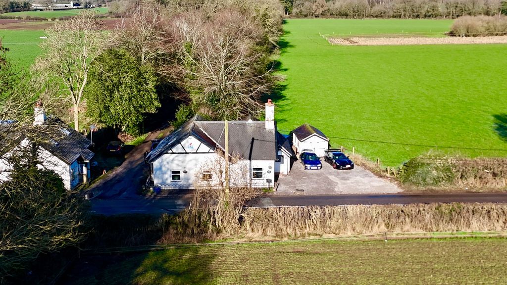 Property photo 1 of 38