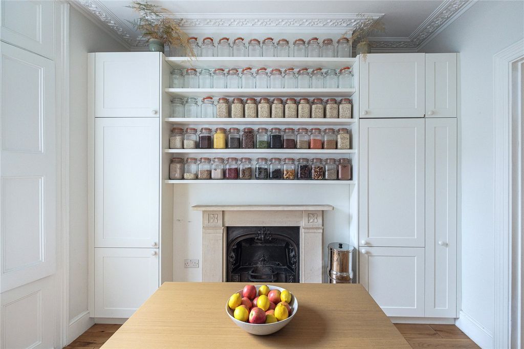 Property photo 1 of 26 Picture No. 11