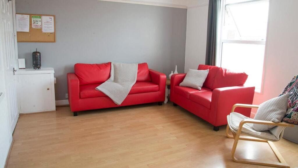 Property photo 3 of 7 Picture No. 05