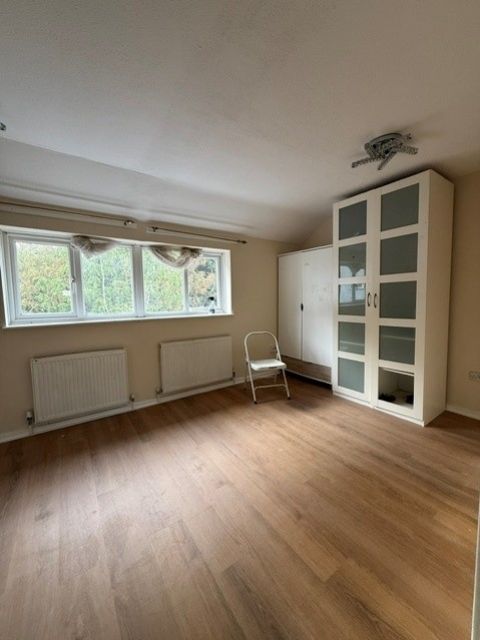 Property photo 2 of 4 Room 1