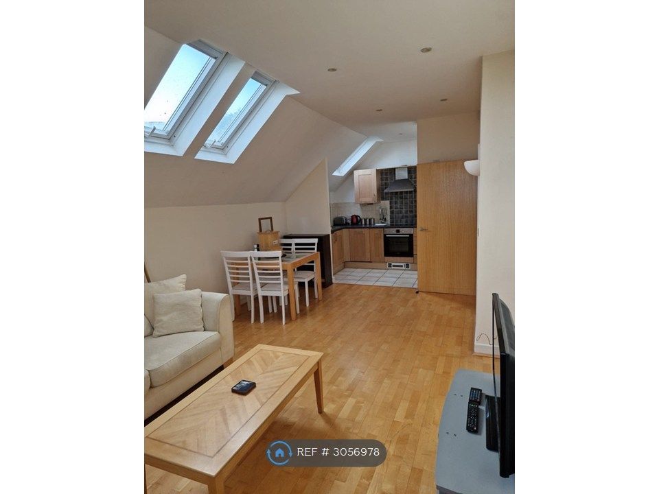 Property photo 3 of 8