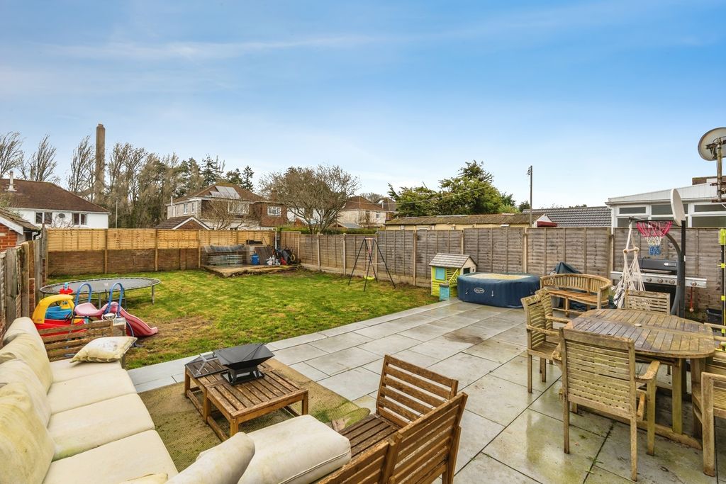 Property photo 3 of 20 Pbox-Img.Jpg