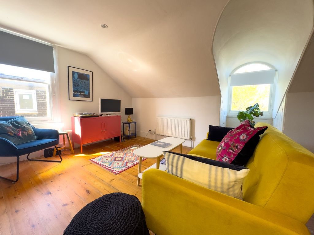 Property photo 2 of 26 5018193