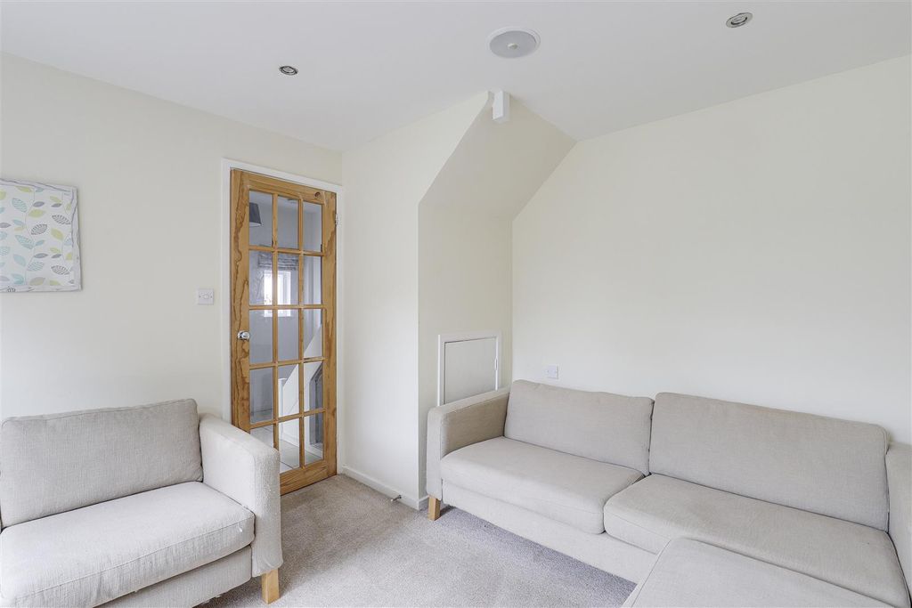 Property photo 3 of 13 1970.Jpg