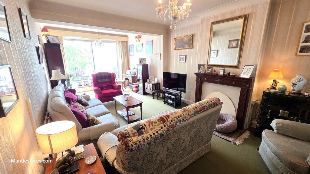 Property photo 3 of 26 Rear Through - Lounge