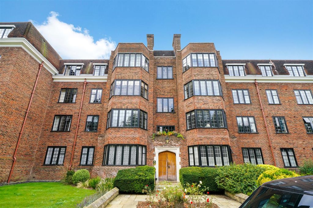 Property photo 1 of 19 Bede House