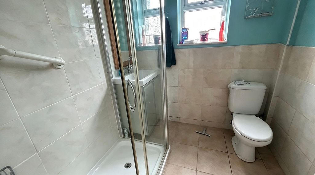 Property photo 2 of 4 2