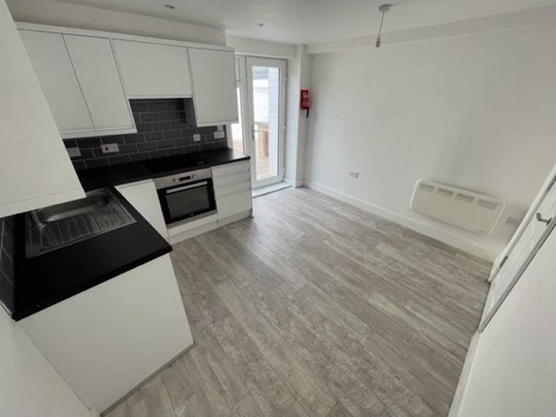 Property photo 3 of 7 Photo 4