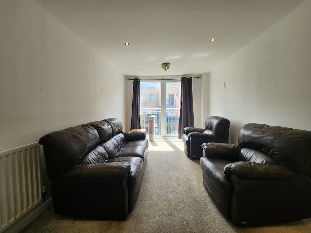 Property photo 3 of 3