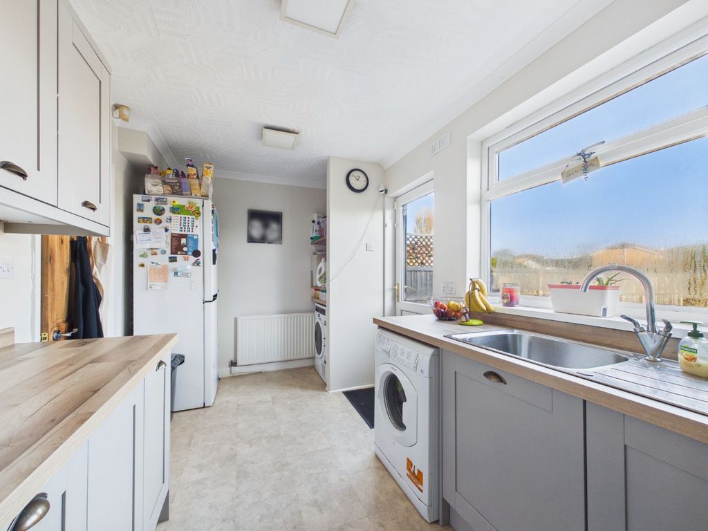 Property photo 3 of 18 4895927