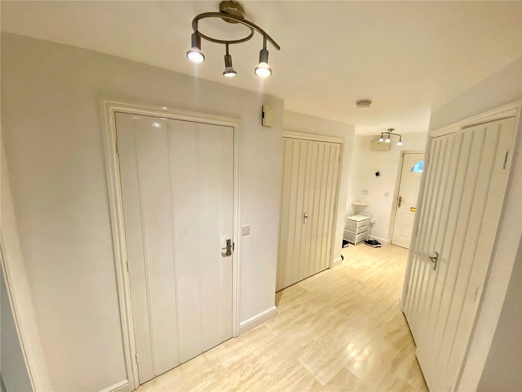 Property photo 2 of 20 Picture No. 02