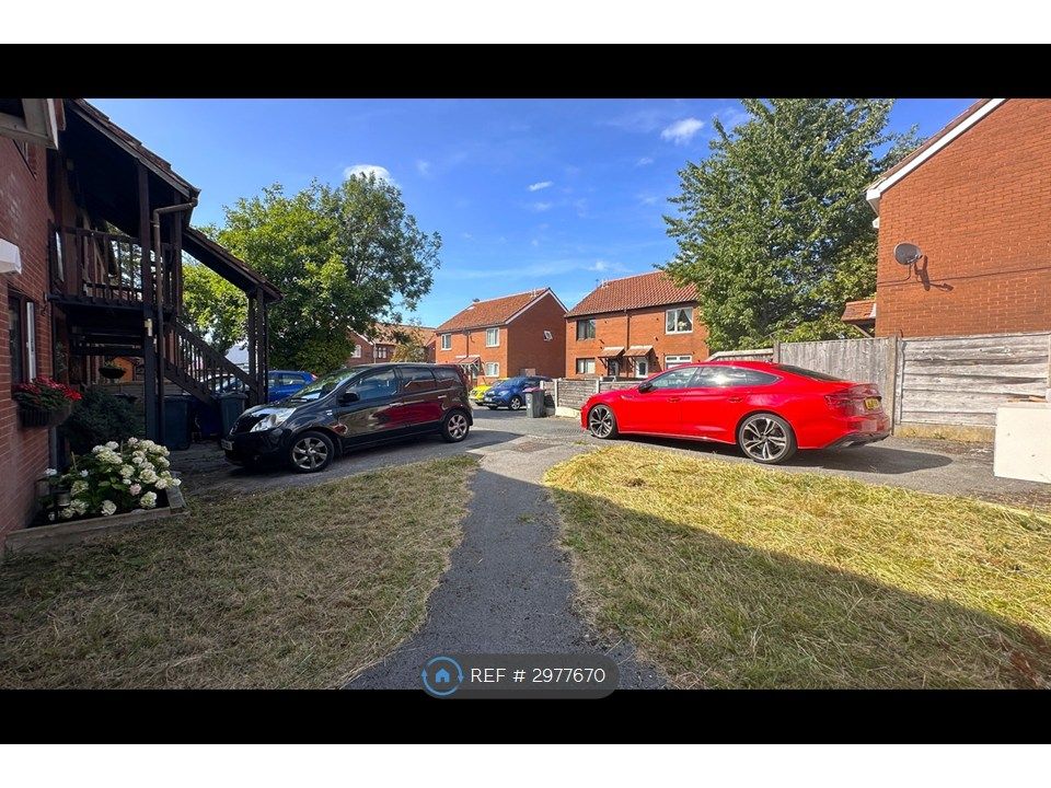 Property photo 3 of 31