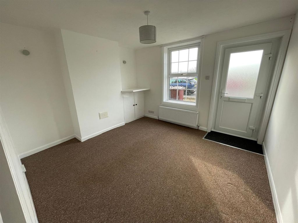 Property photo 2 of 9 F9.Jpeg