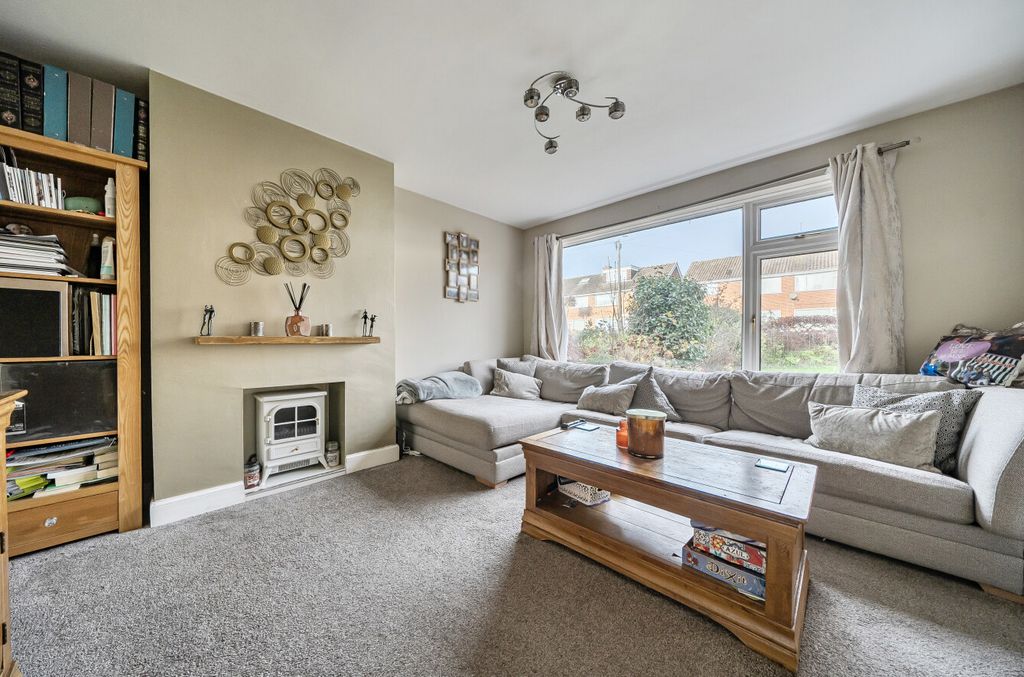 Property photo 2 of 8 1387069-36-6931B5...