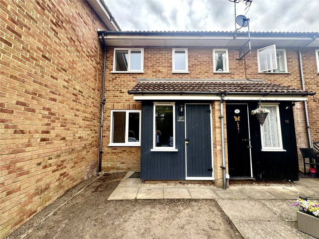 Property photo 1 of 9 Exterior