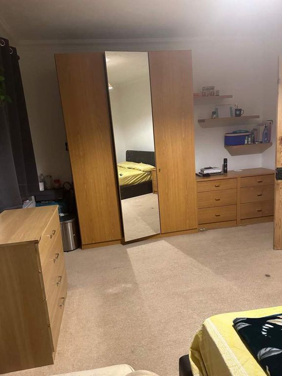 Property photo 2 of 4