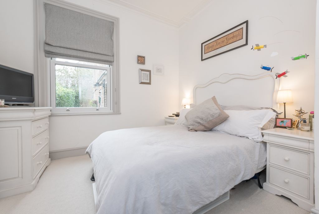 Property photo 2 of 5 005--Full