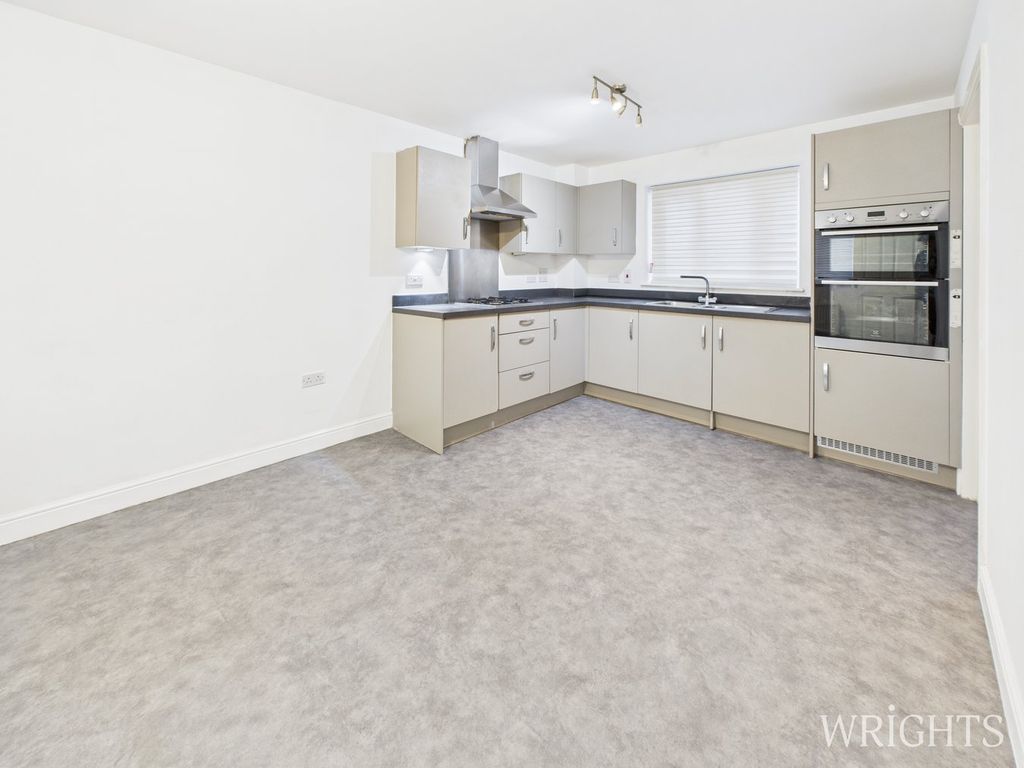 Property photo 3 of 25 Kitchen/Diner