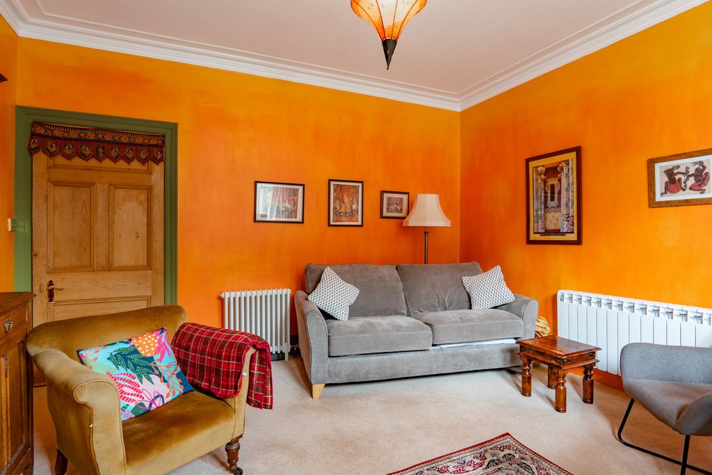 Property photo 3 of 40