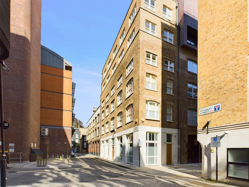 Property photo 2 of 23 3260706