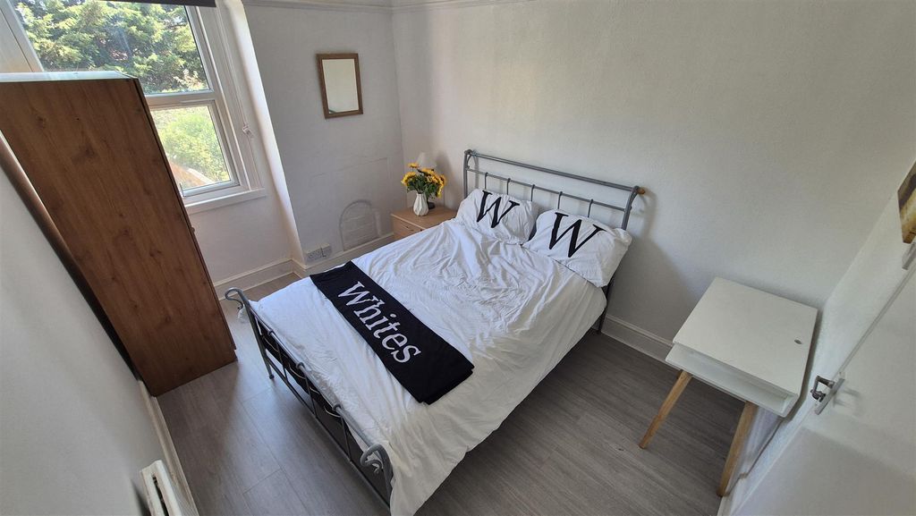 Property photo 1 of 7 1000037599.Jpg