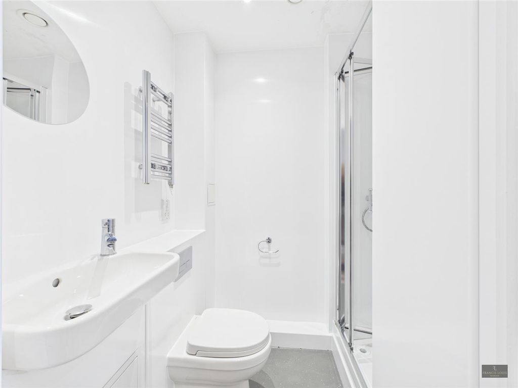 Property photo 3 of 9 Cam02887G0-Pr0459-Still006.Jpg