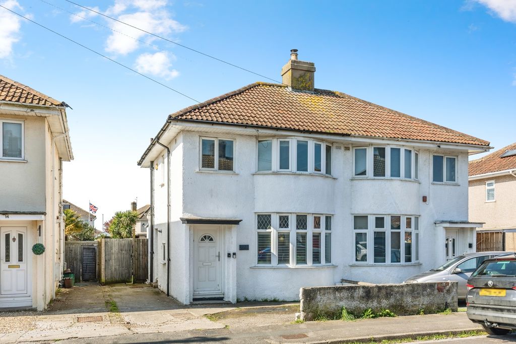 Property photo 1 of 17 Photo