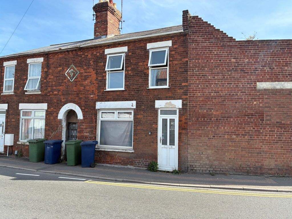 Property photo 1 of 8