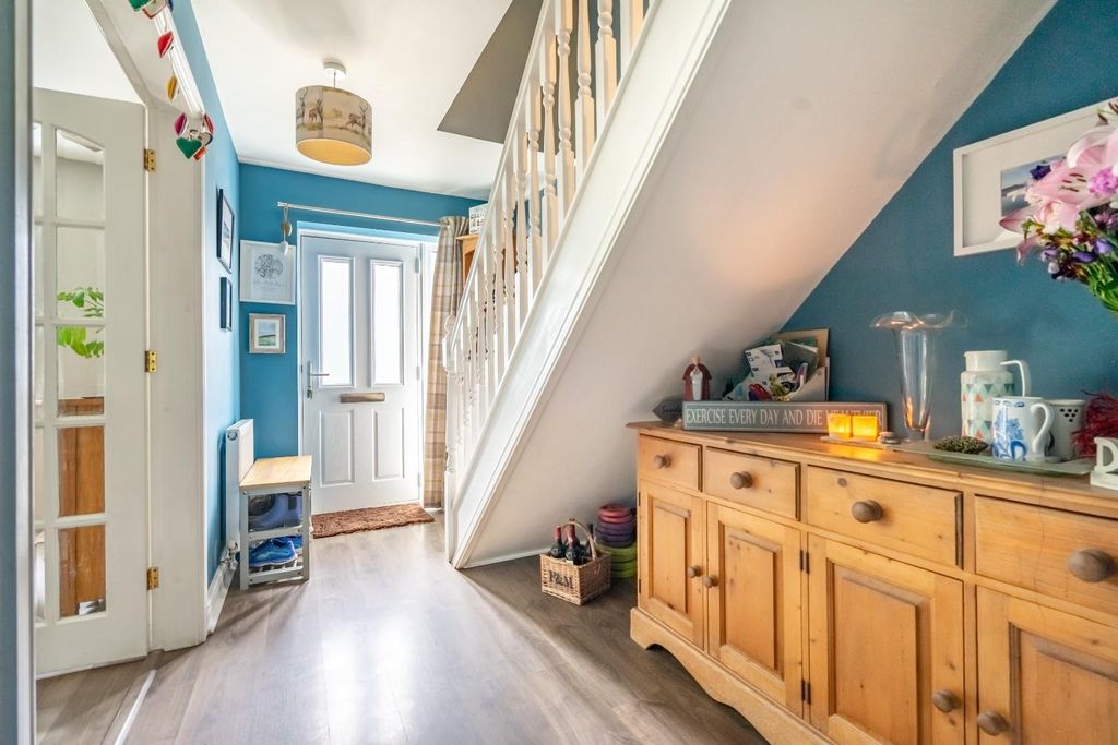 Property photo 3 of 14 3mc-5.Jpg