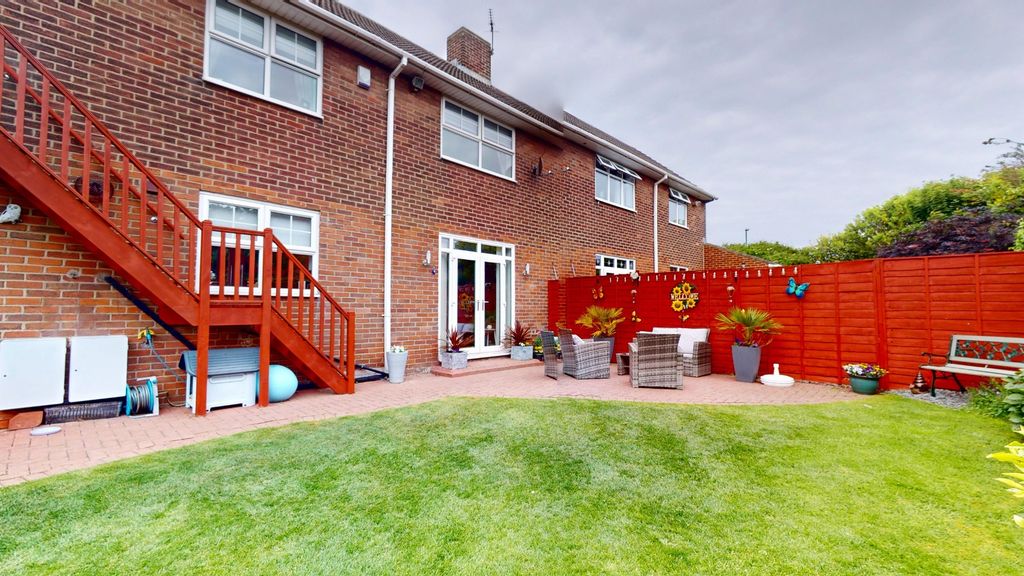 Property photo 3 of 29 5184635