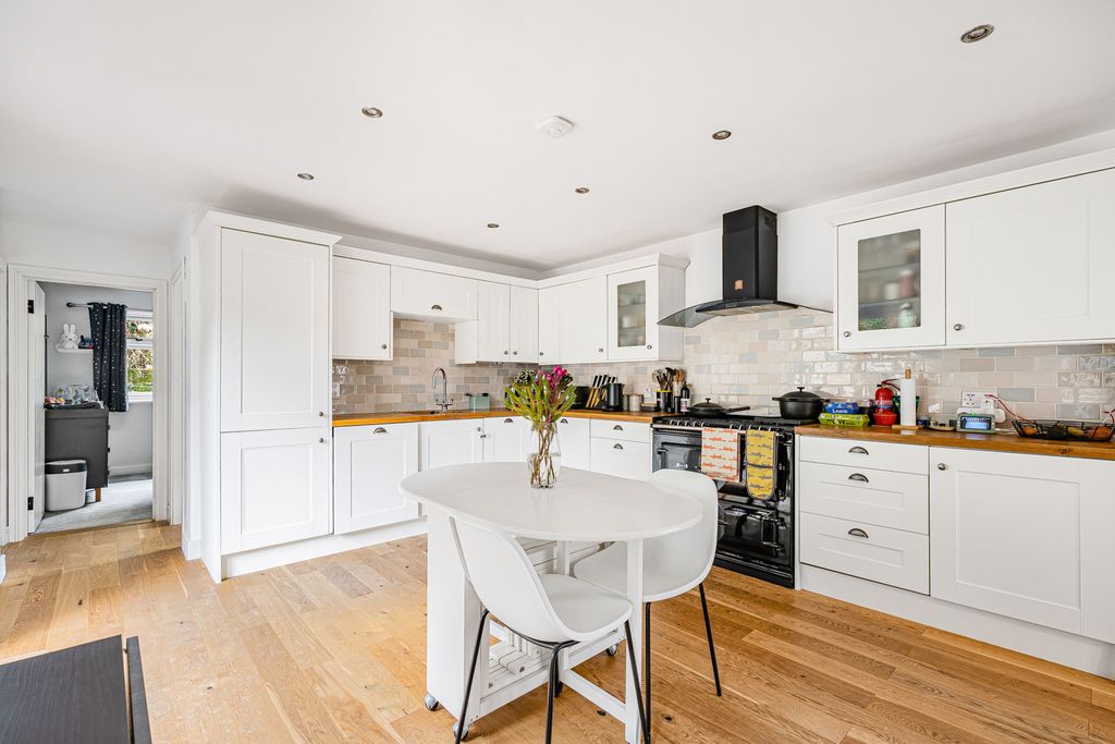 Property photo 2 of 20 5_73171.Jpg