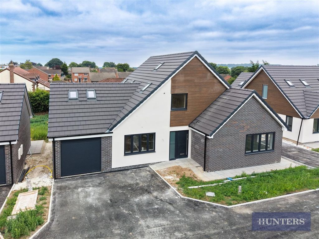 Property photo 1 of 35 Dji_20260715101115_0015_D.Jpg