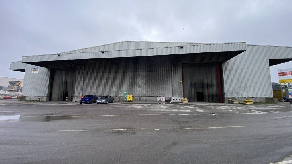 Property photo 1 of 8 Photo 8