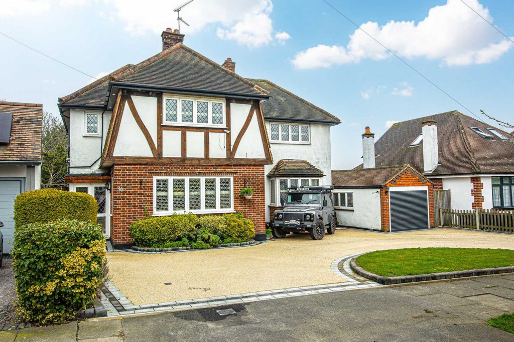 Property photo 2 of 50