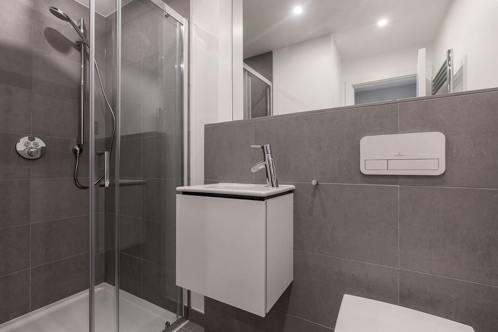 Property photo 2 of 10 Kitchen (Example)