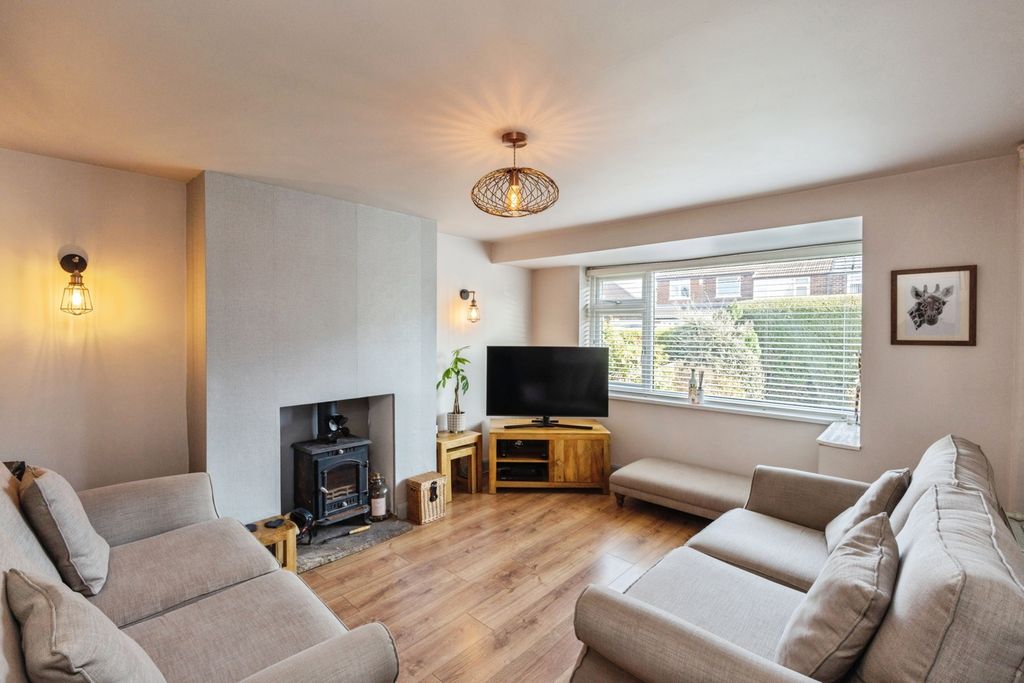 Property photo 3 of 18 Photo