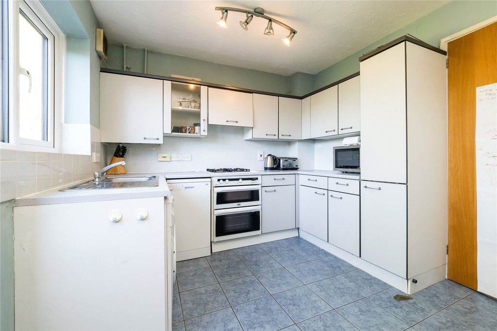 Property photo 3 of 16 Picture No. 39