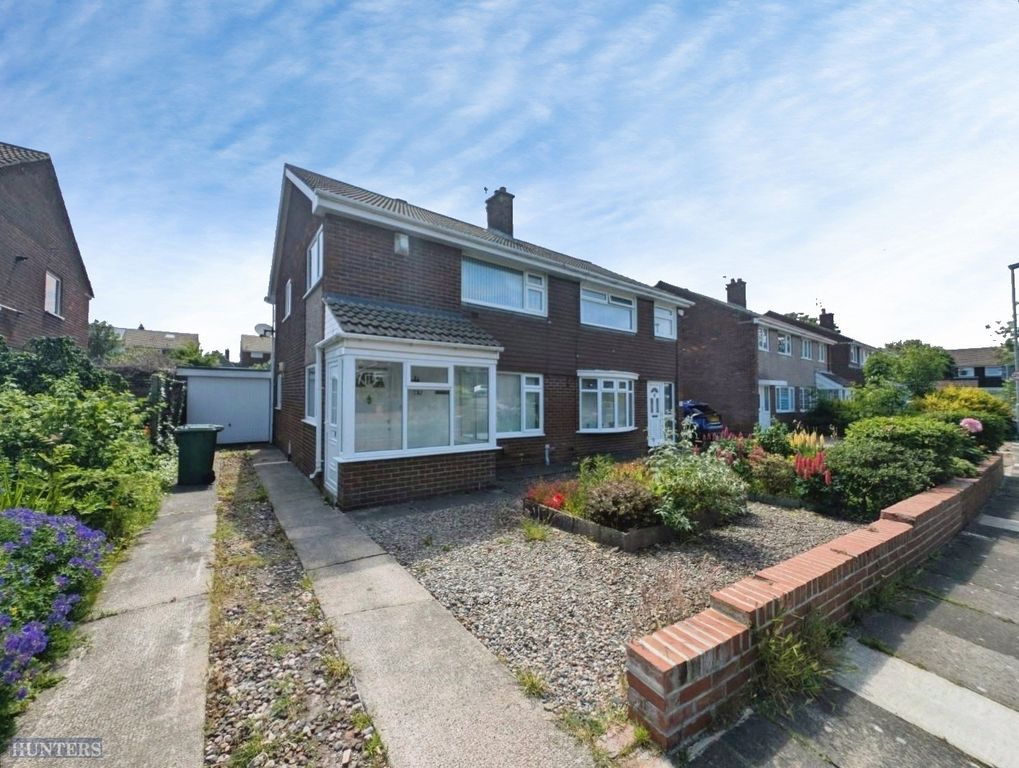 Property photo 1 of 14 External Front