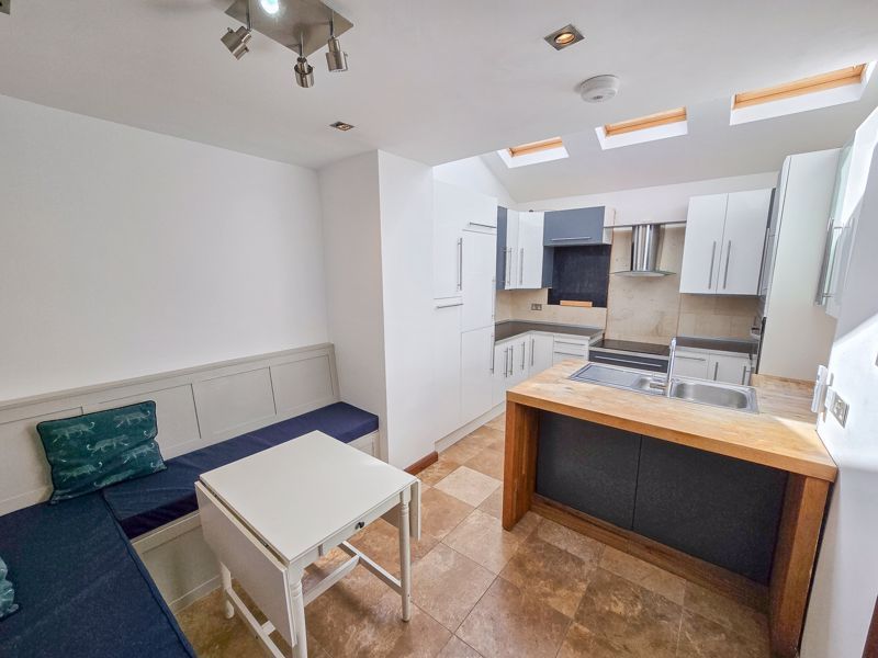 Property photo 3 of 17 Kitchen/Diner